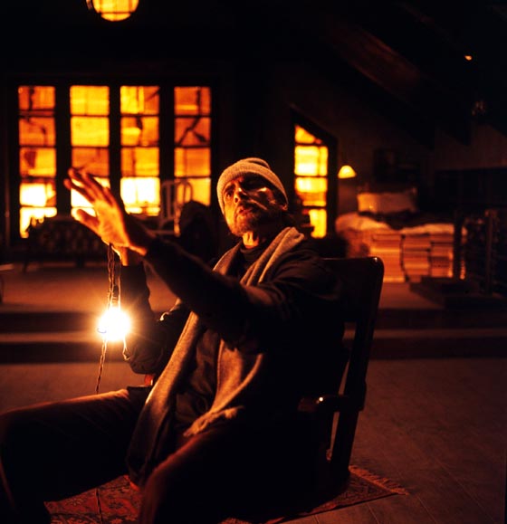 Image : scène du film Black.
